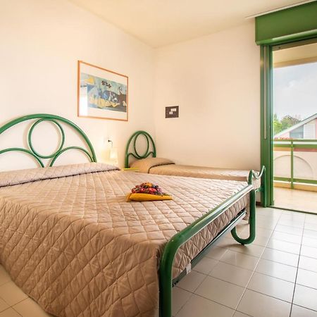 Condominio Croce del Sud Bibione Esterno foto