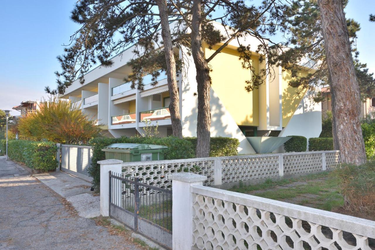 Condominio Croce del Sud Bibione Esterno foto