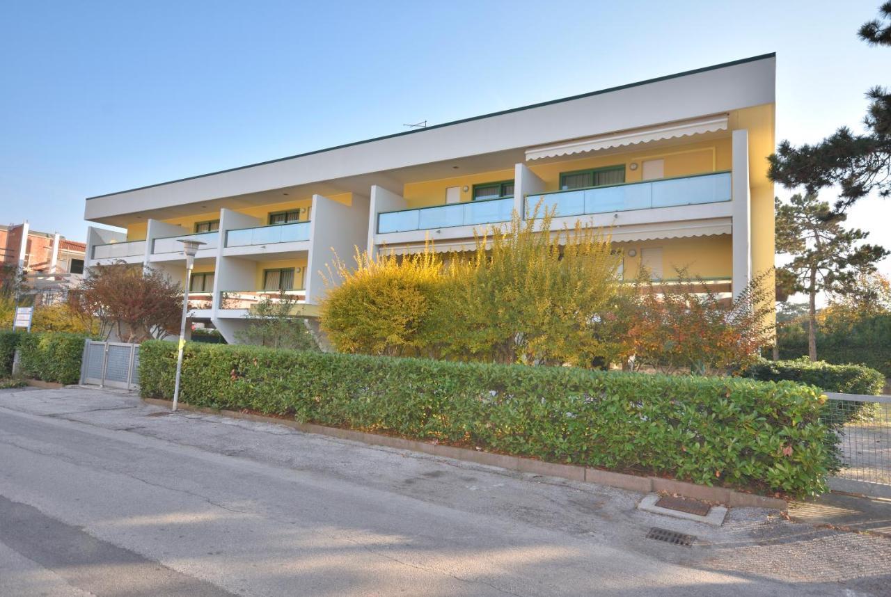 Condominio Croce del Sud Bibione Esterno foto